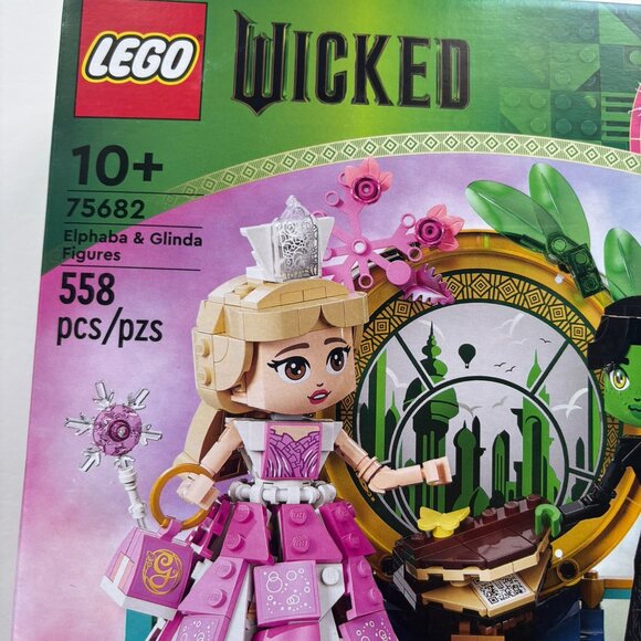 NEW Lego Wicket Elphaba & Glinda Figurines Set - 558 Pieces - Picture 3 of 10